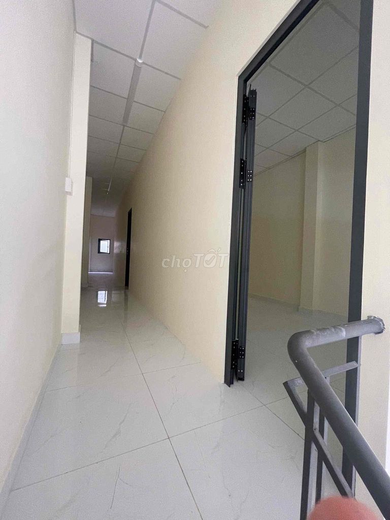 The Gò Dầu root of 4 x 20 meters, 1 ground 1 is the new two bedroom 2