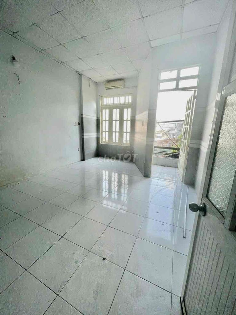 4 x 15 m 1st floor (4 bedroom 2 toilets) Carway. Lê Văn Quới. Bình Tân