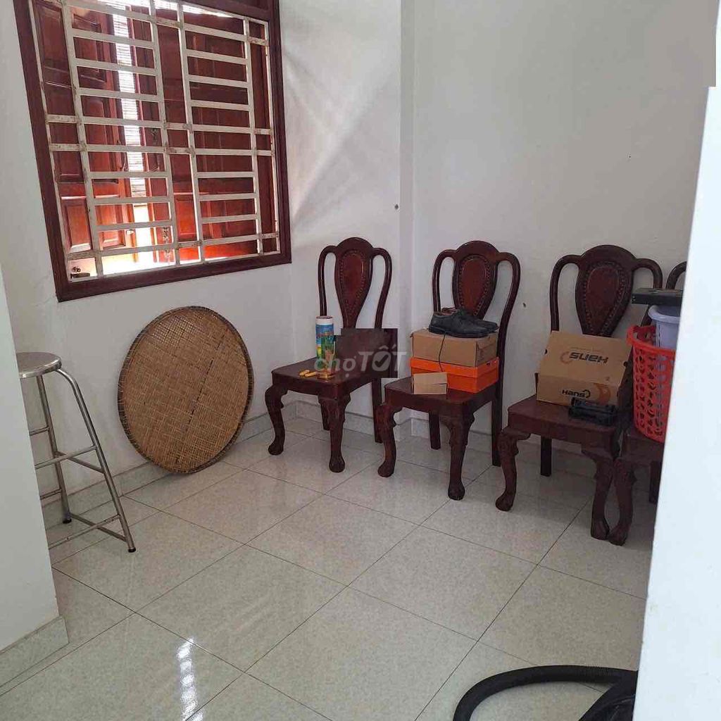 Three floors to 104 m.2 floors to the R48 Hiệp Bình Chánh only 15 million a month.