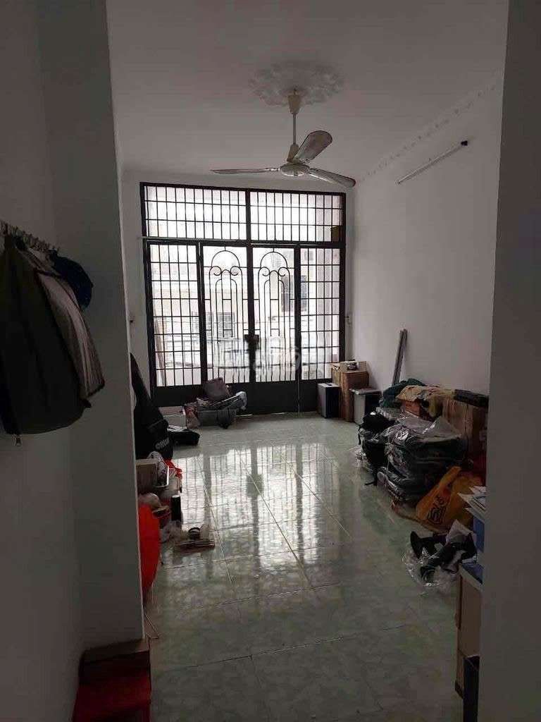 Rent a Tân Trang, 3 floors, 3 x12. Two big bedrooms, three toilets.
