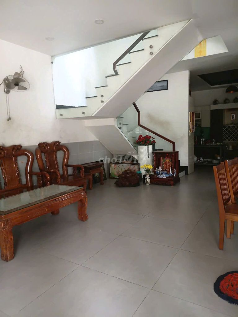 renting Villa at the main plastic front P.Linh Đông (710), tp.hm