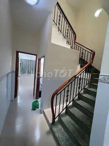 Rent Quang Trung. area 3.7 x 25 car alley 5 bedroom.5 toilets