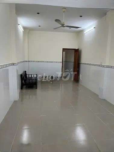 Rent Quang Trung. area 3.7 x 25 car alley 5 bedroom.5 toilets