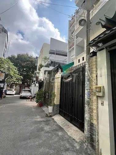 Rent Quang Trung. area 3.7 x 25 car alley 5 bedroom.5 toilets