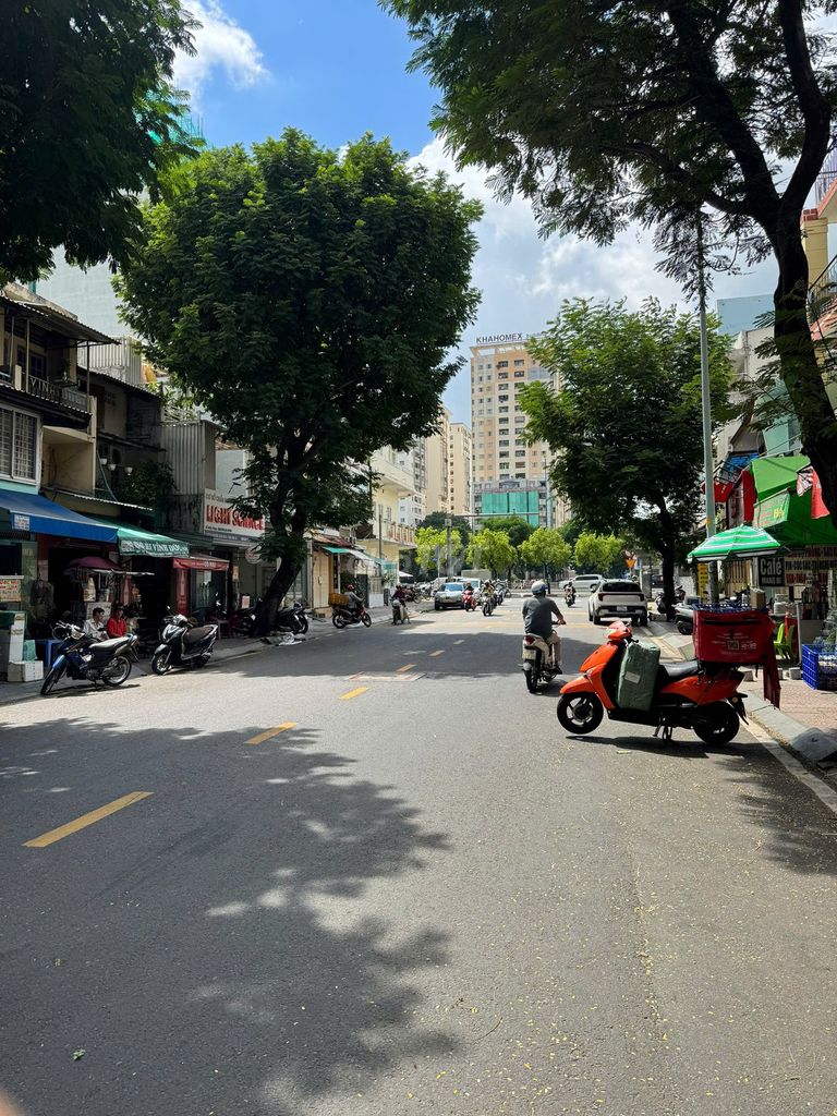 Nguyễn Văn Đậu rent, 3 m x 1.6 meters, 36 m2 just 15 million