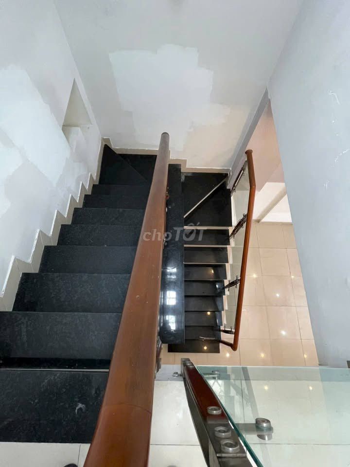 Rent the entire alley 2/ Qq11016 16 Gò Vấp.