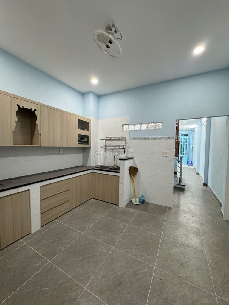 7 meters front 2 side behind & Independence #4 x 15 m_3 plate "4 bedroom