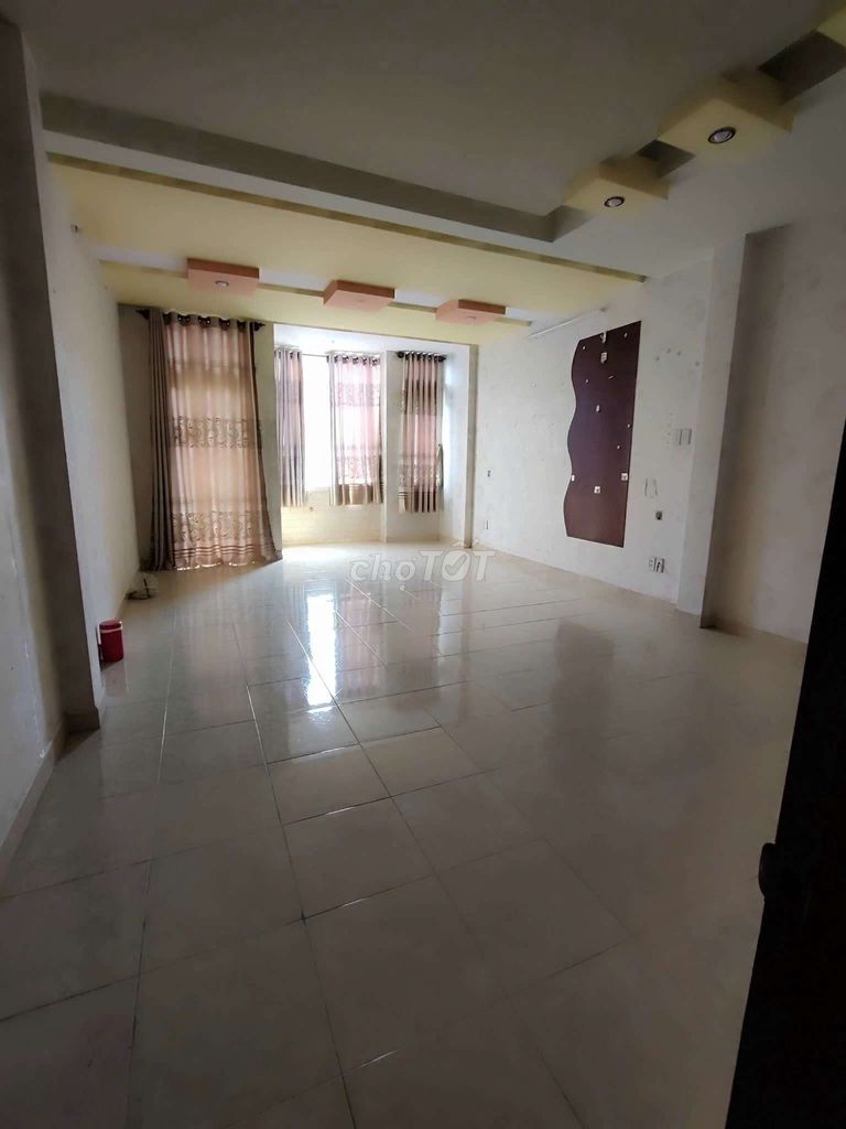 Rent a house to walk out ALS Bình Tân 4/20 meters three stories.