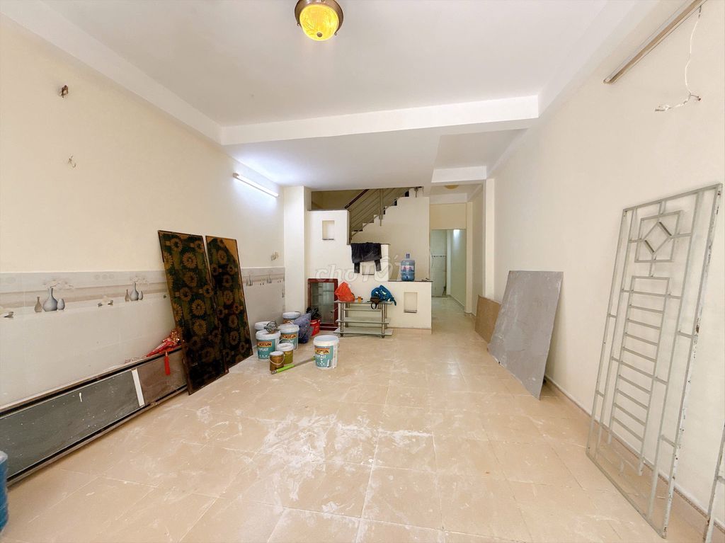 Rent an alley 6 M Dương Văn Dương 4 x 16 M set 3 long: Four bedrooms, five toilets.