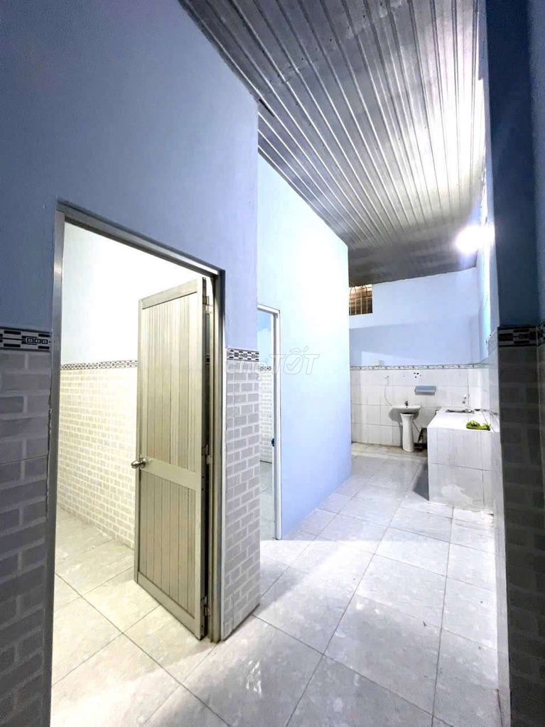 Houses are 108 meters wide, 4m,2 rooms, Cap, 3x3,Tân Xuân Hóc Môn