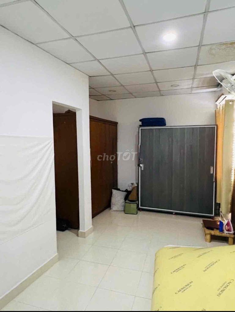 1st floor Q, Bình Thạnh (three bedrooms) Phan Văn Hân Alley
