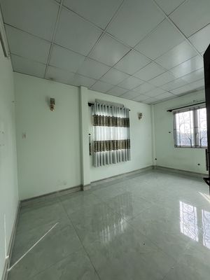 Rent a 1 st car alley. A Bình Chánh social floor.