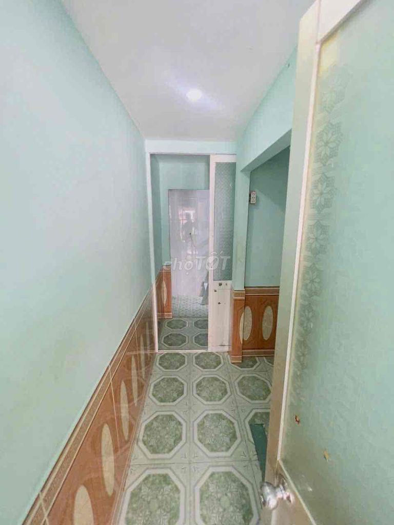 We're renting an 80th Street. 9Q0.