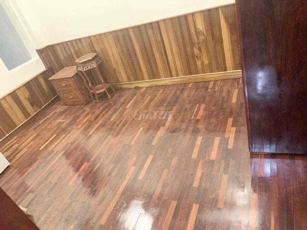 House 8 bedroom, 4 x 20 meters, Nguyễn Gia Trí, 717 25, Bình Thạnh