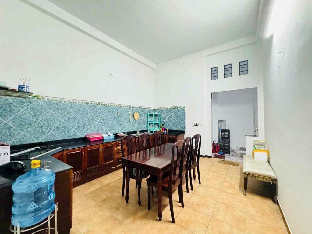 21 million M-2-4 floor bedroom 8 M Cầu Xéo near aeon Tân Phú