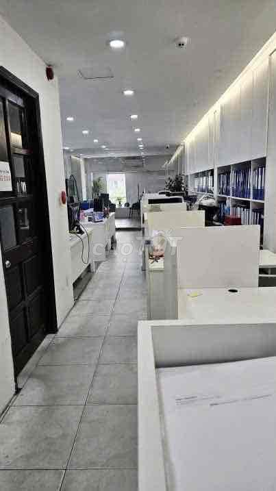 7th floor cash house, 5 x16 meters, Nam Kỳ Khởi Nghĩa, Võ Thị Sáu, District 3