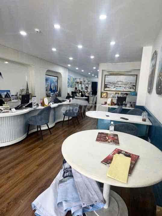 7th floor cash house, 5 x16 meters, Nam Kỳ Khởi Nghĩa, Võ Thị Sáu, District 3