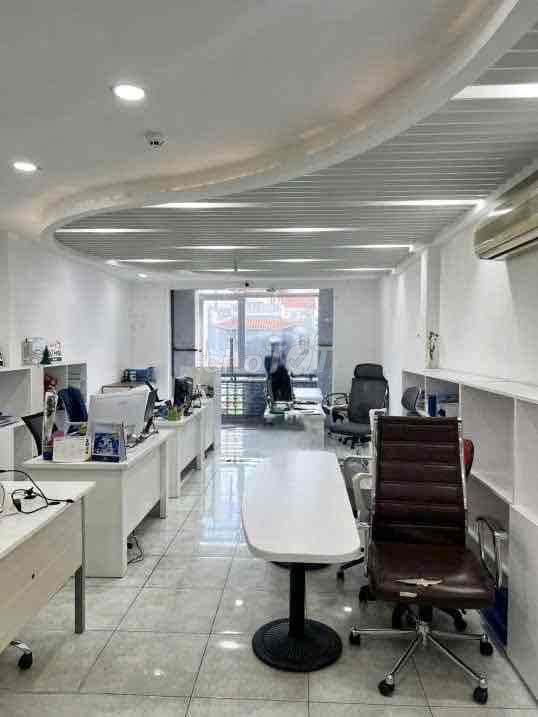 7th floor cash house, 5 x16 meters, Nam Kỳ Khởi Nghĩa, Võ Thị Sáu, District 3