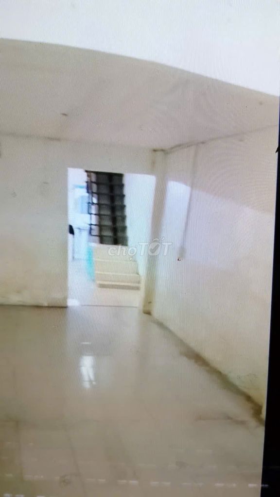 Rent a fine house of 4 – near the Channel Bridge (4.4.5 m), post 32 m2