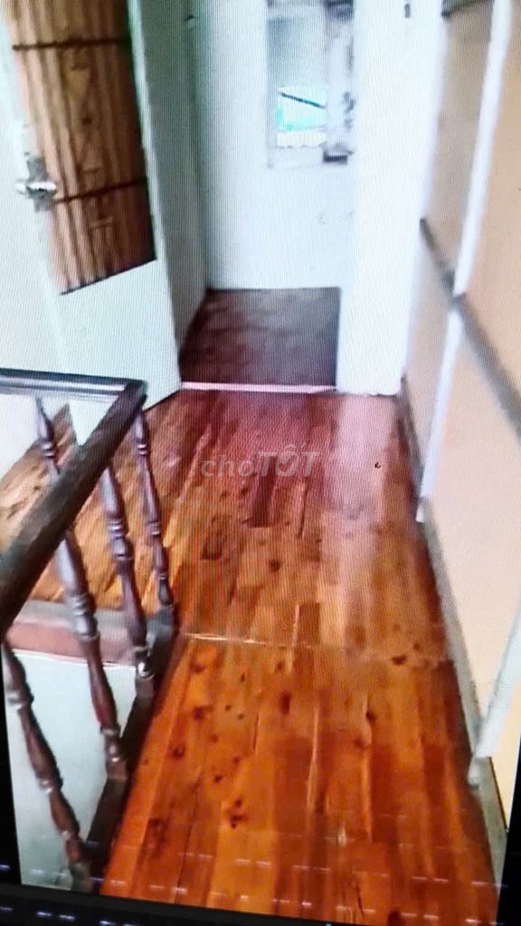 Rent a fine house of 4 – near the Channel Bridge (4.4.5 m), post 32 m2