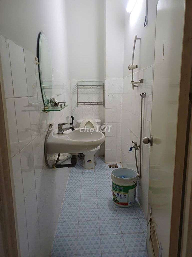 4 Room Lãnh Binh Thăng