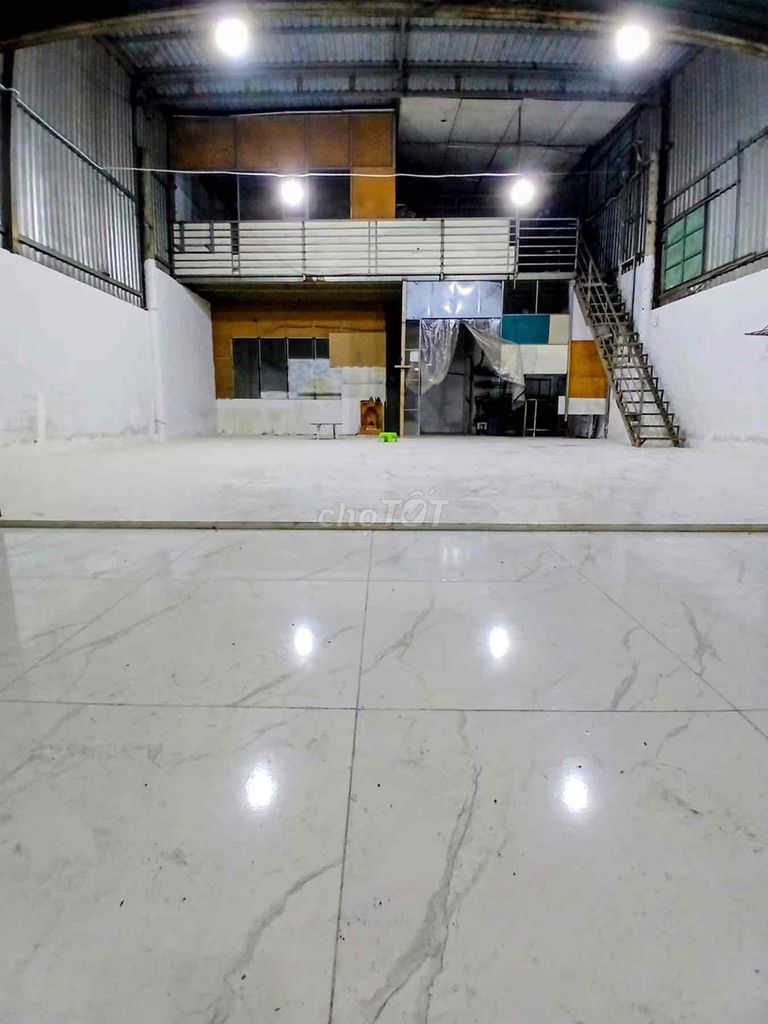 Rent a factory. One-to-one, alley-tight, three-dollar crazy alley break.