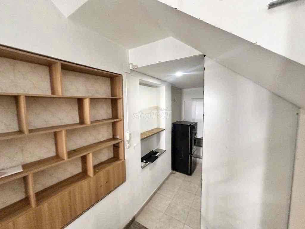 House 4 bedroom, 4 x18 meters, Hoàng Hoa Thám,717 6, Bình Thạnh