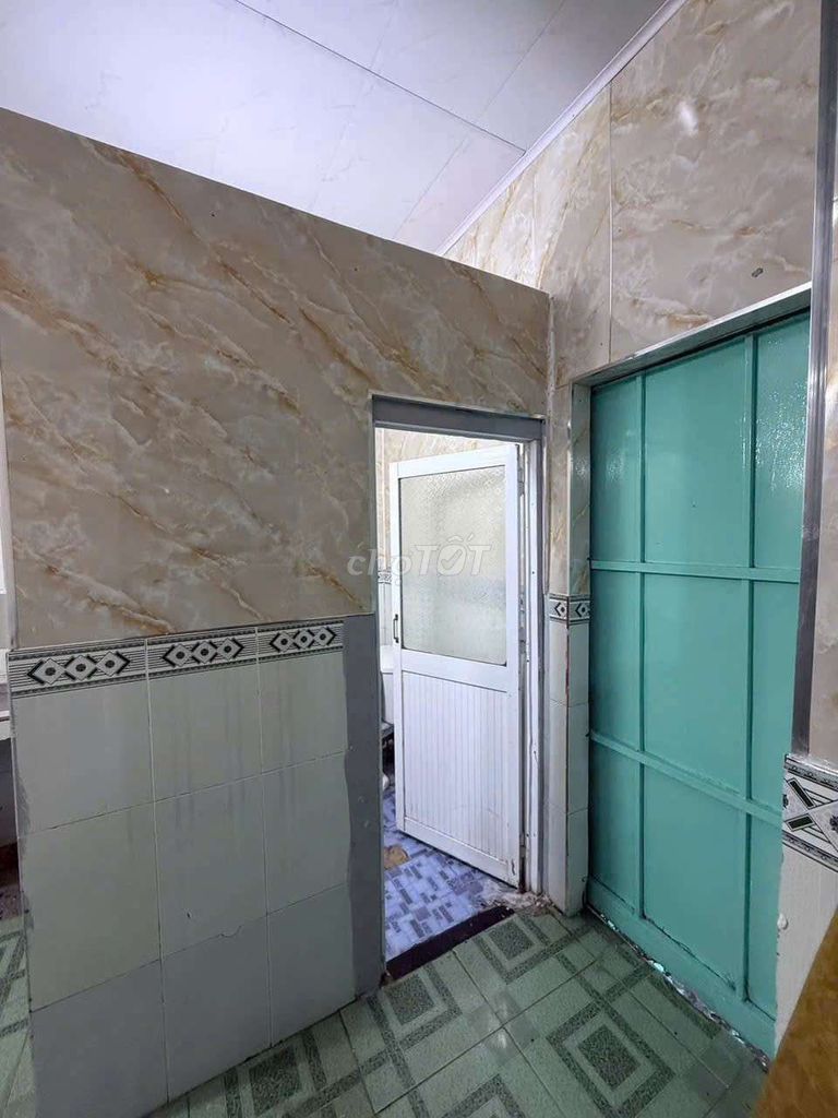 Rent the original Hẻm 103 Nguyễn Thị Thập.