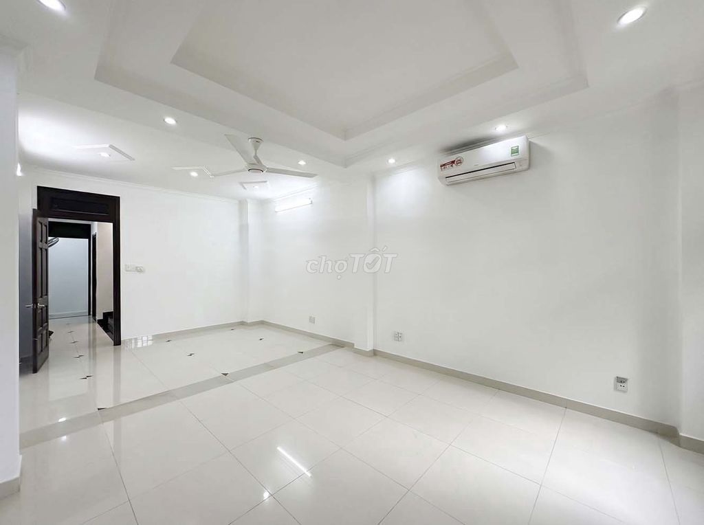 House 1 st 3th floor 31 E Street, P. An Phú, District 2 (4 x20 m). 35 million a month.