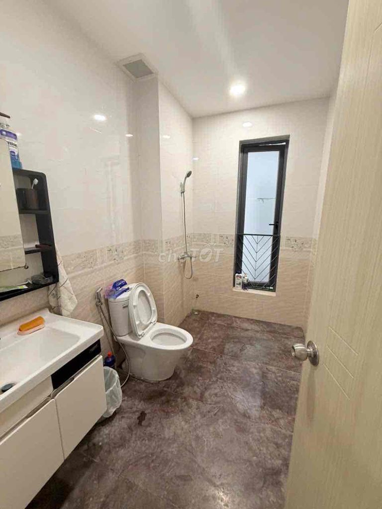 Wallace Lavila Phước Kiển - Full interior