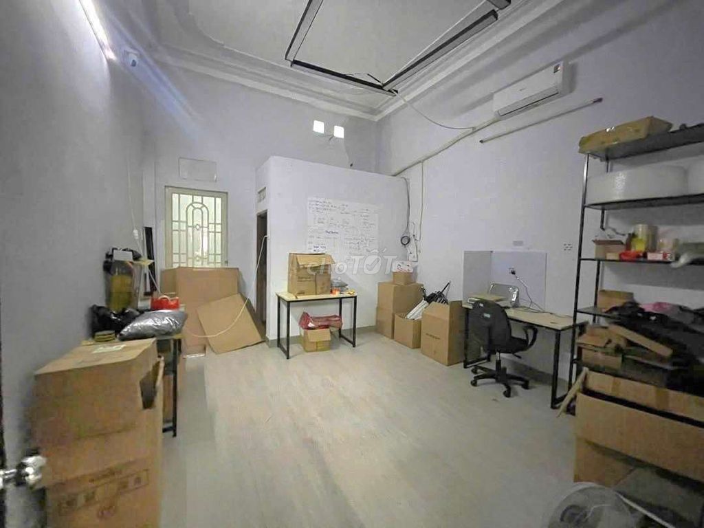 Rent a place 11 Tây Thạnh - 15 million - 4 bedrooms - 12 M front