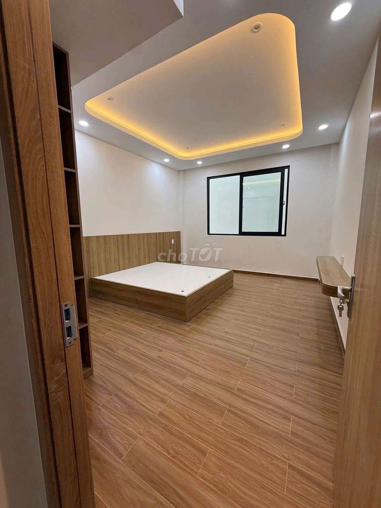 Rent a place 11 Tây Thạnh - 15 million - 4 bedrooms - 12 M front