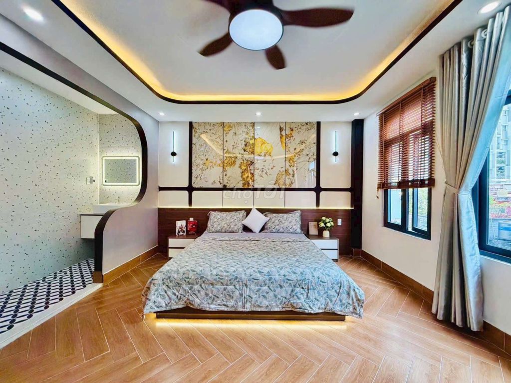 Rent a nice phạm văn chiêu.