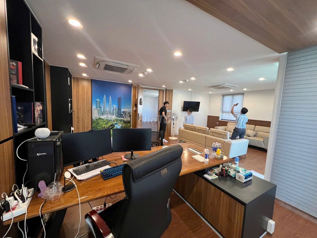 Phổ Quang,190 2, fresh average - 8 X20 M - 1 M 3th floor - 60 million a month