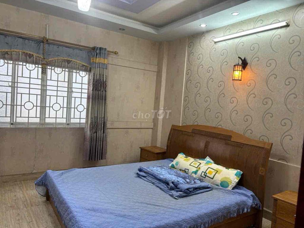 Rent a house-- Cao Thị Chính cash, P. Phú Thuận, District 7