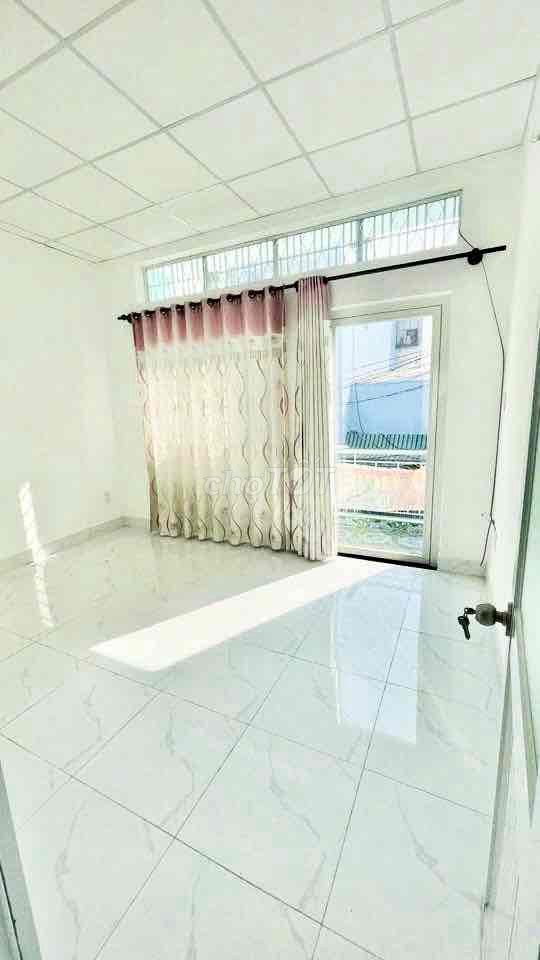 For renting 8 meters Tân Hương - 4 x 15 meters - 1 low price