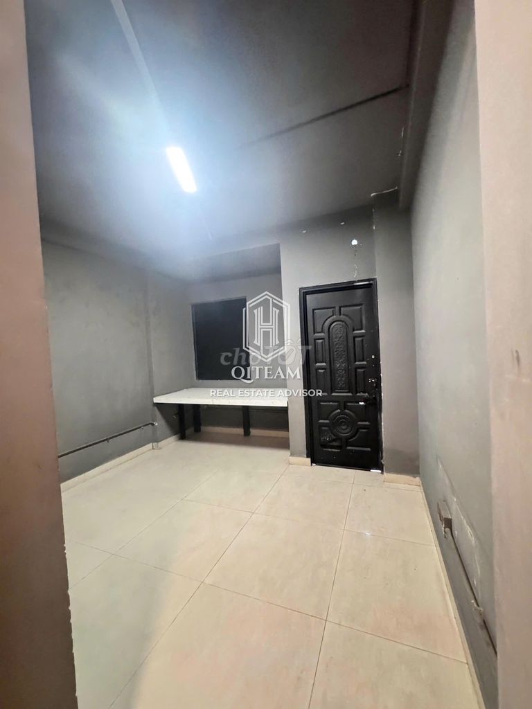 There's an elevator-- February 338, 10-6th District, cheap