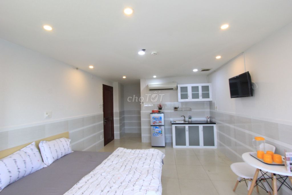 9 bedroom 740 toilets - Mạc Đĩnh Chi Front, District 1 - area 4 x20 meters, 5x low