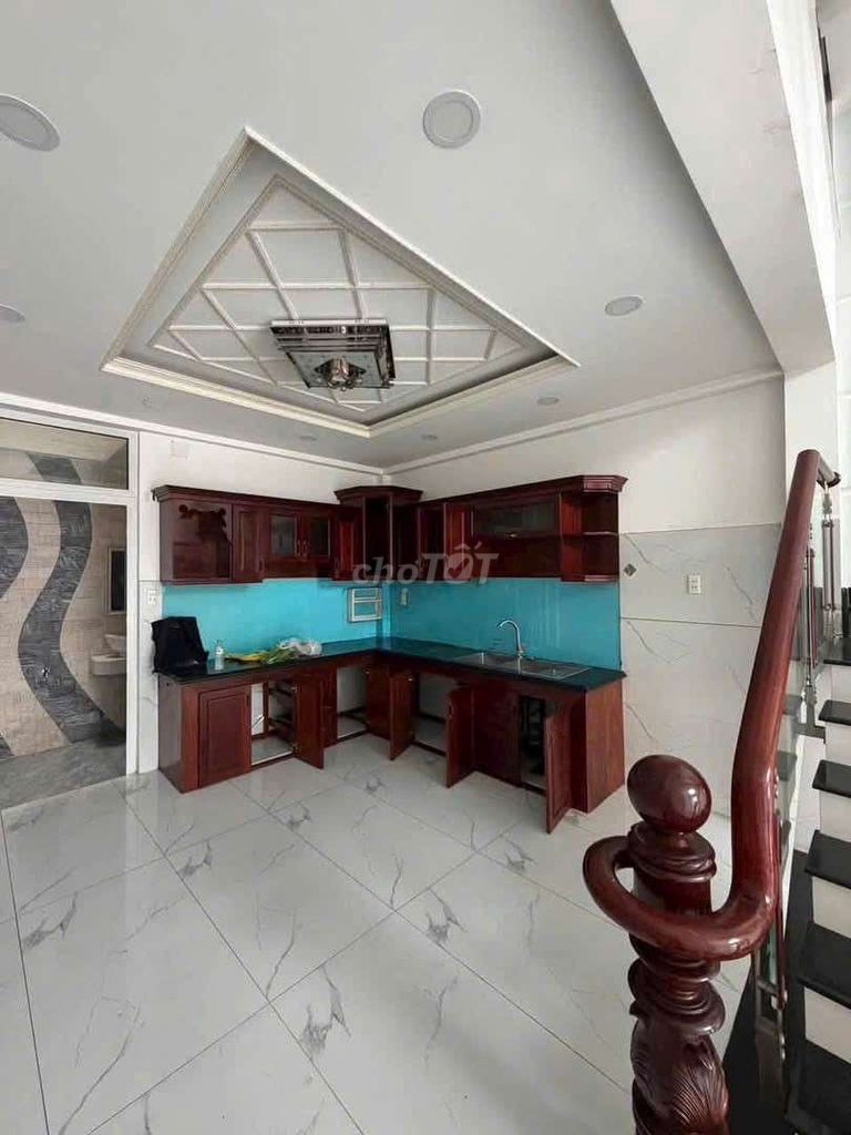 Rent a sinco street-- Tên Lửa-17 trieu - 4 bedroom - 4th floor - car alley