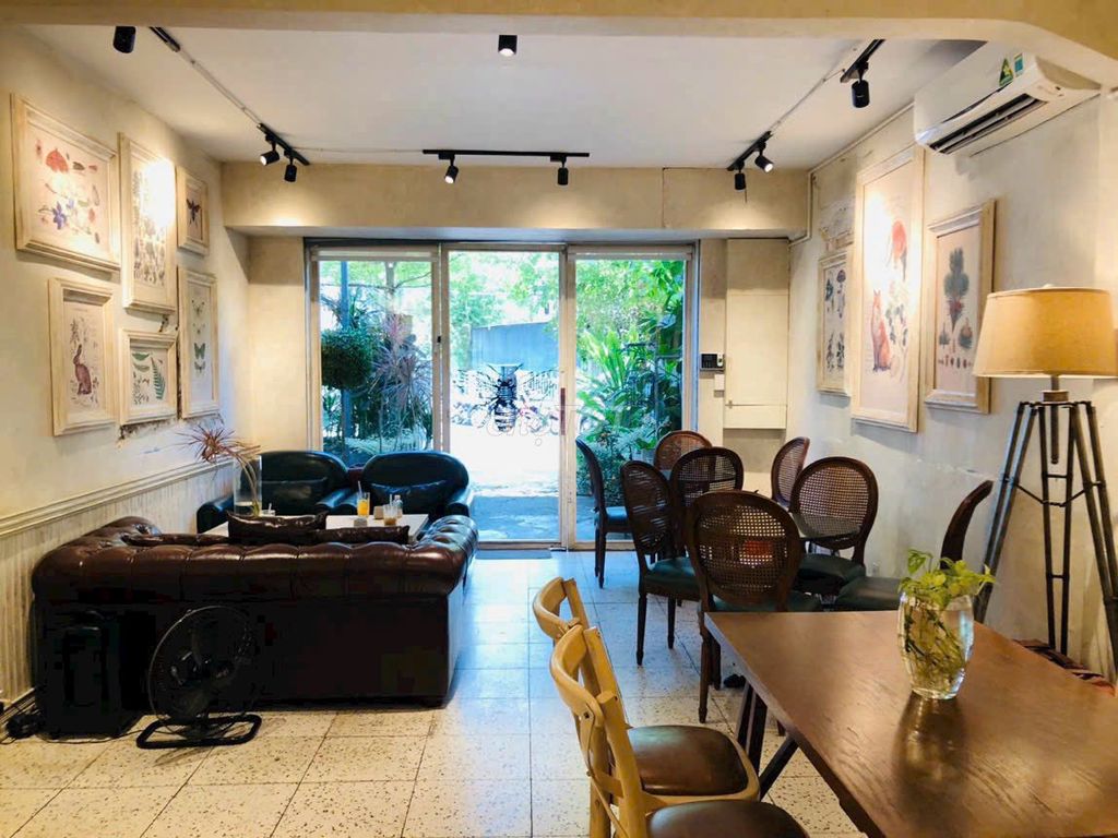 Rent an area cash house: 8 X15 M Tú Xương, 131 Võ Thị Sáu, District 3.
