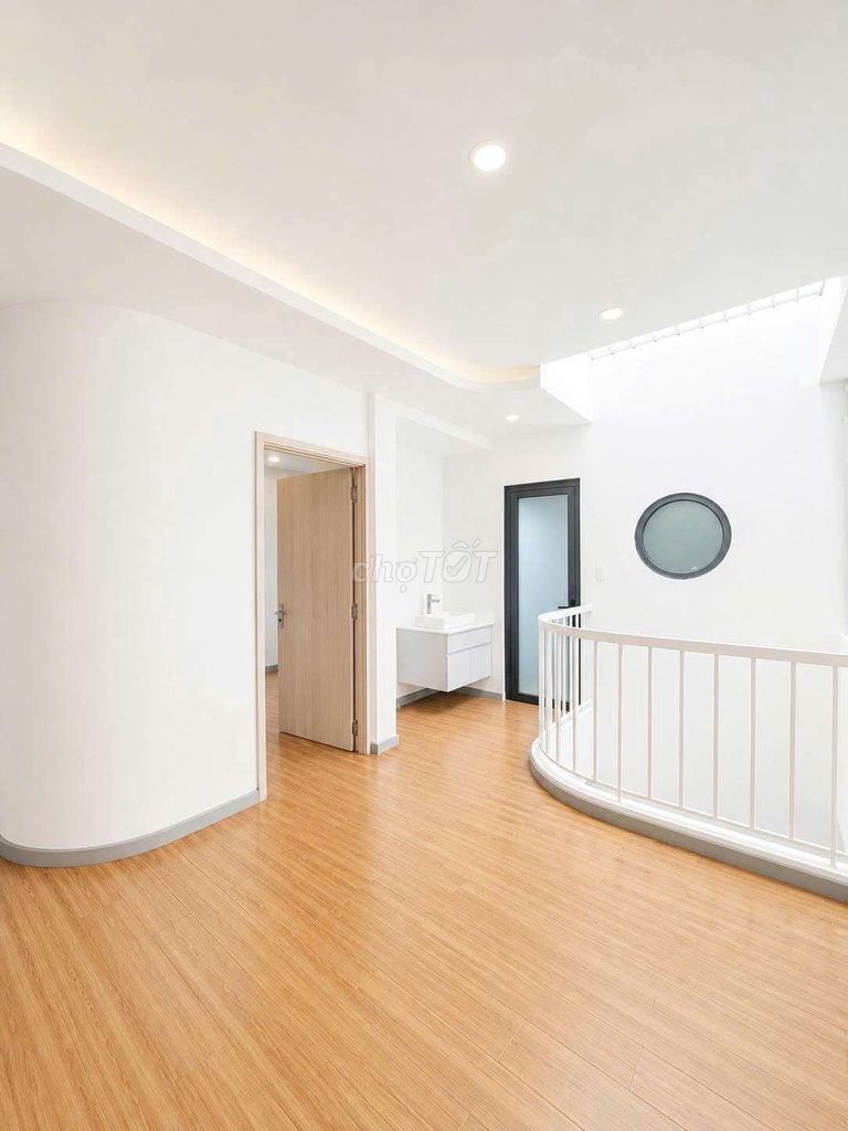 Nice white house- Lạc Long Quân axis, tb-tb-Acre 6 x13, new home LPL