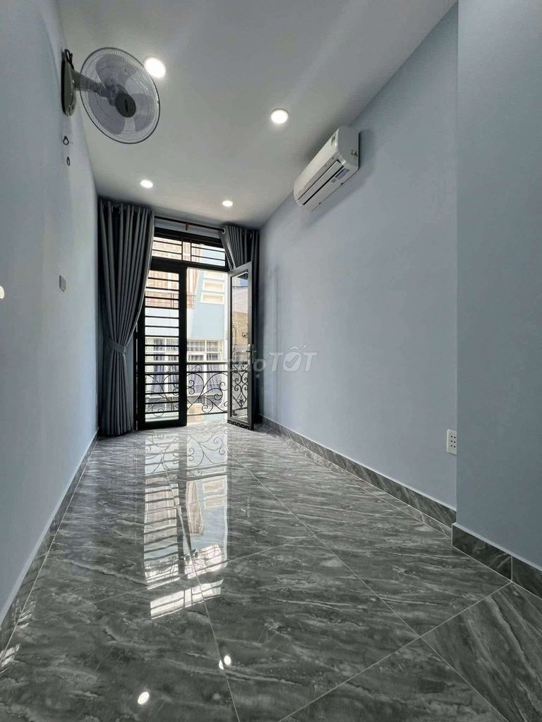For the newly built house, the alley, Nguyễn Đình Chiểu District 3.
