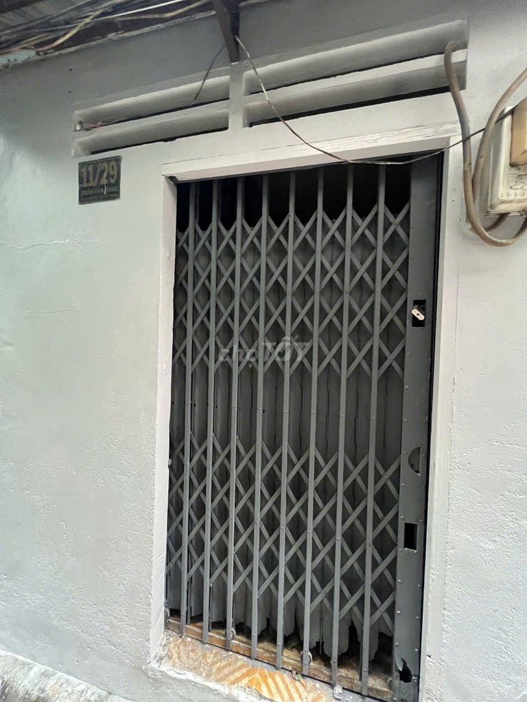 Rent the original apartment-- District 3, close to the ground.