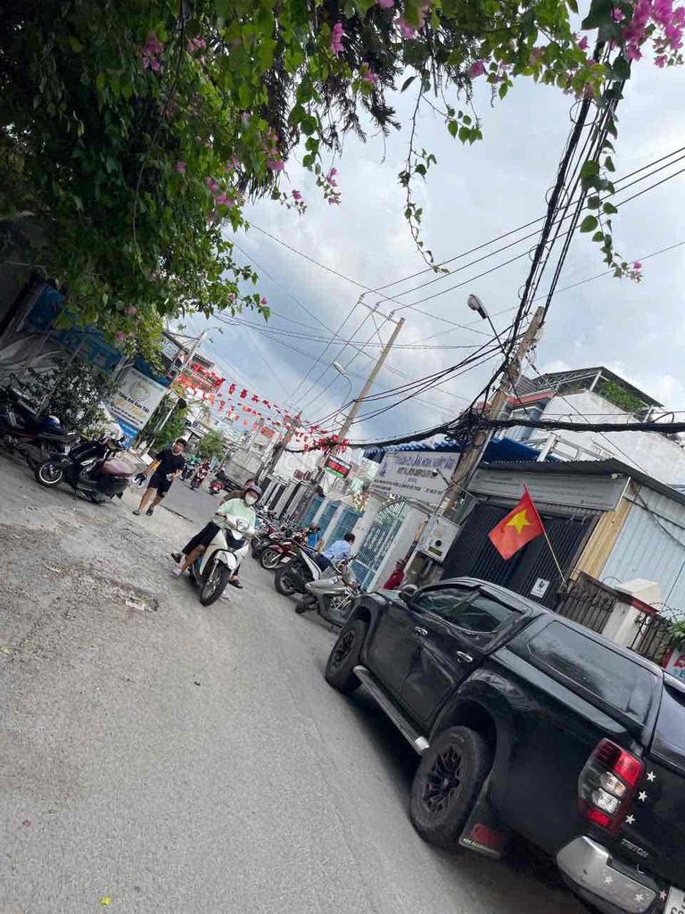 Rent a new house, truck-three to-do-size- Phan Huy Ích.