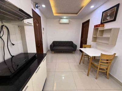 Rent two bedroom two room two near Hoàng Văn Thụ-full interior-bancol-tang machine-35 M2
