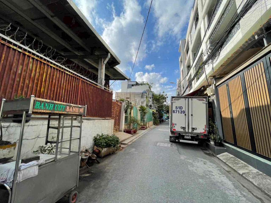 We'll rent Treasure 26/10 A Lâm Hoành. Area of land used: 430 m2 (10)
