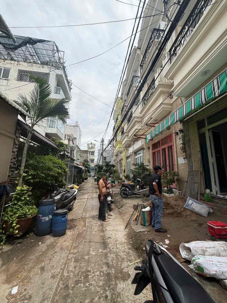 Rent 12 million 4 x14 Bùi Tư Toàn An Lạc Bình Tân. Home