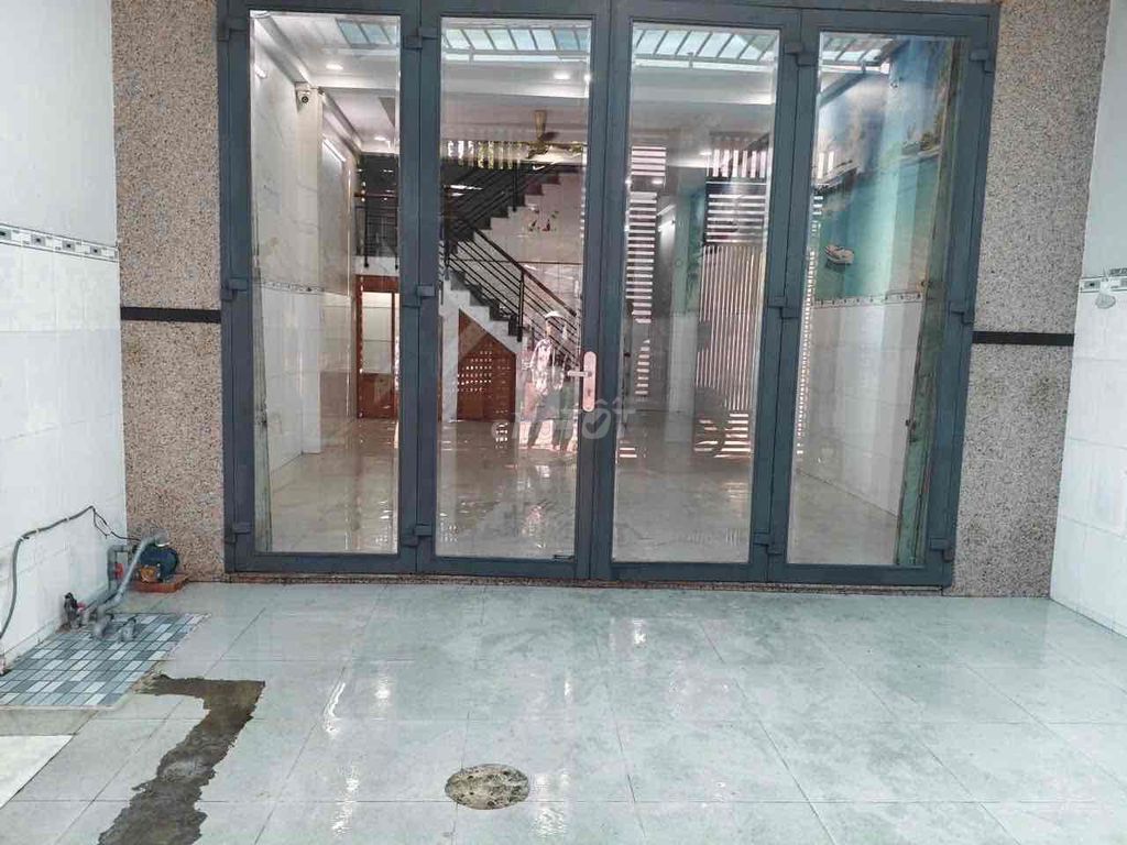 15 million-5.2 x18 M-2 level-4 bedroom-car car-ways số 3, bhh, Bình Tân
