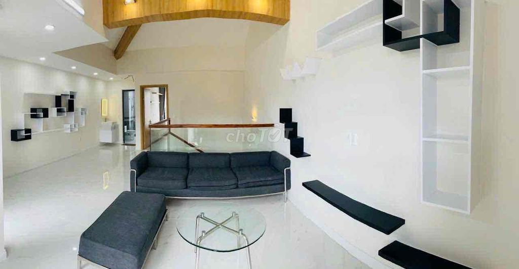 Lavila Phước Kiển Street. Nice home, full interior.