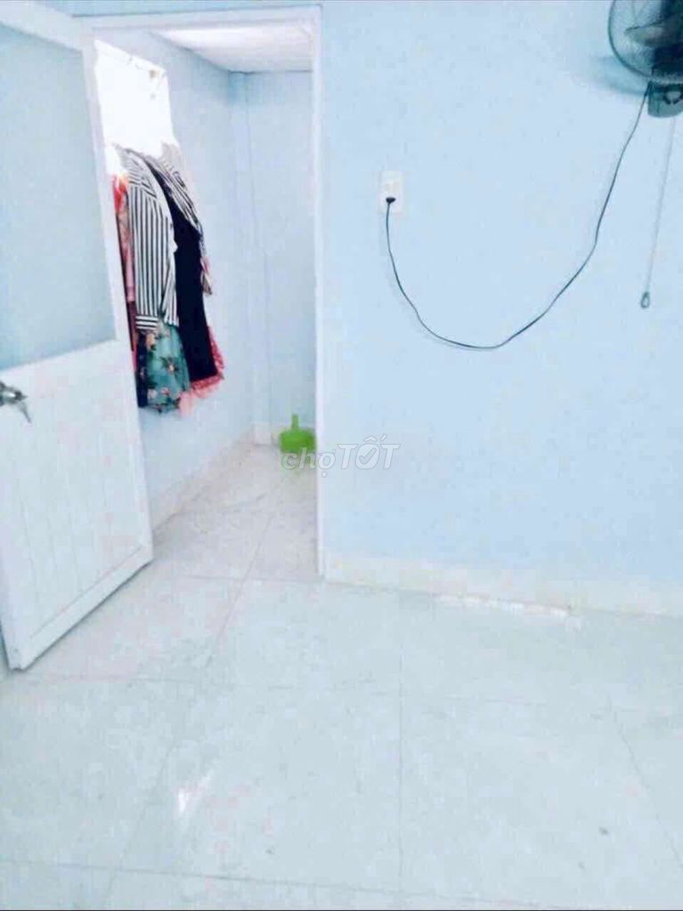 Rent two bedrooms. Two bathrooms. USL million in the fall of Gò Vấp.